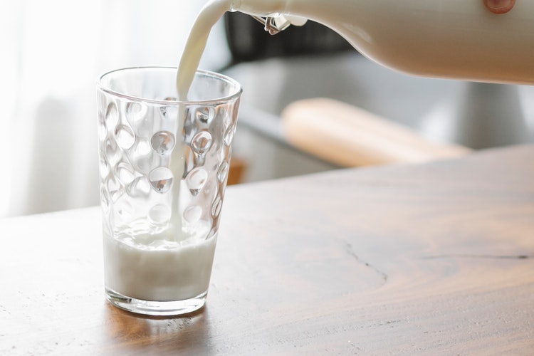 Reconstrução capilar com leite - Como fazer?