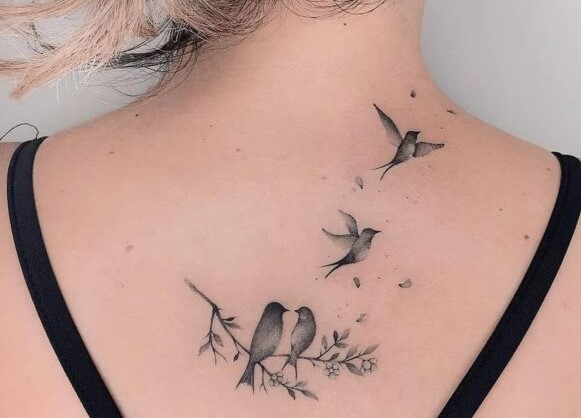 Tattoo pássaro